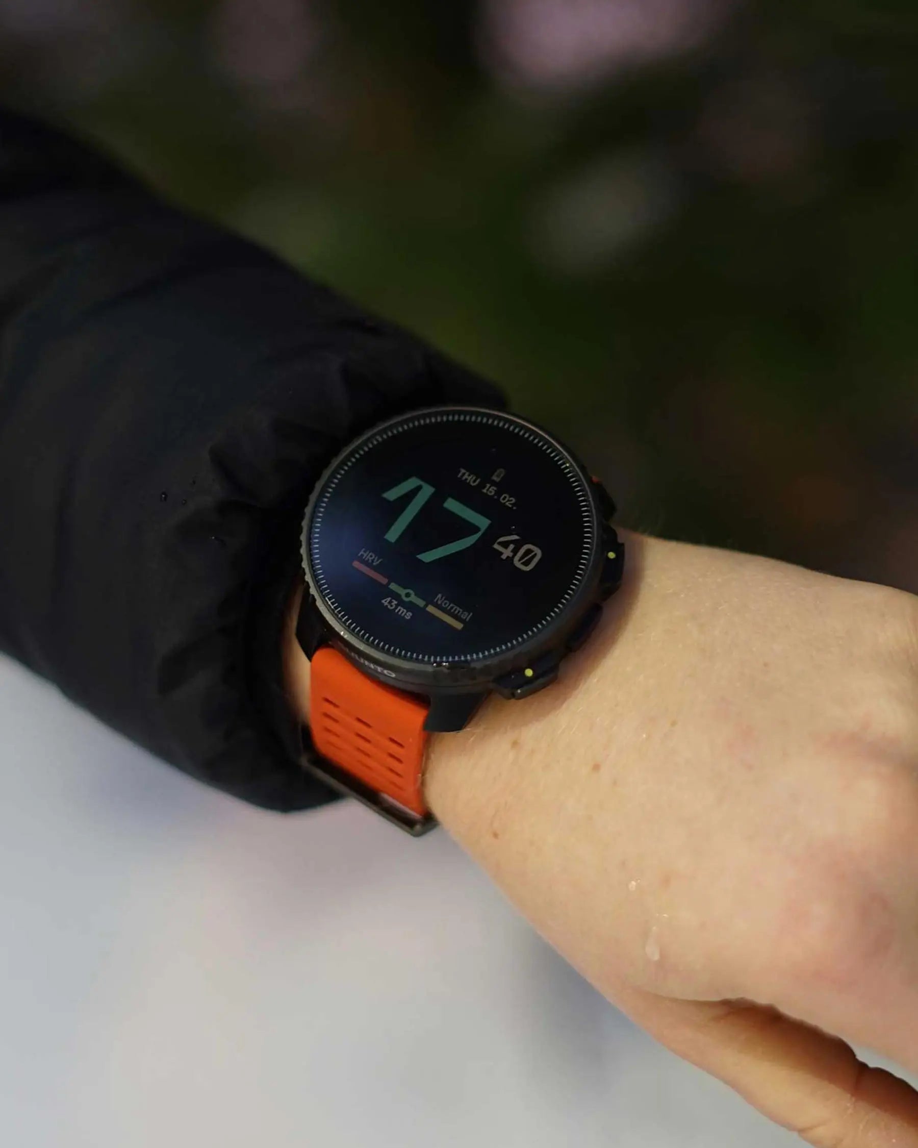 Suunto Vertical Solar em Laranja Pérola e Preto