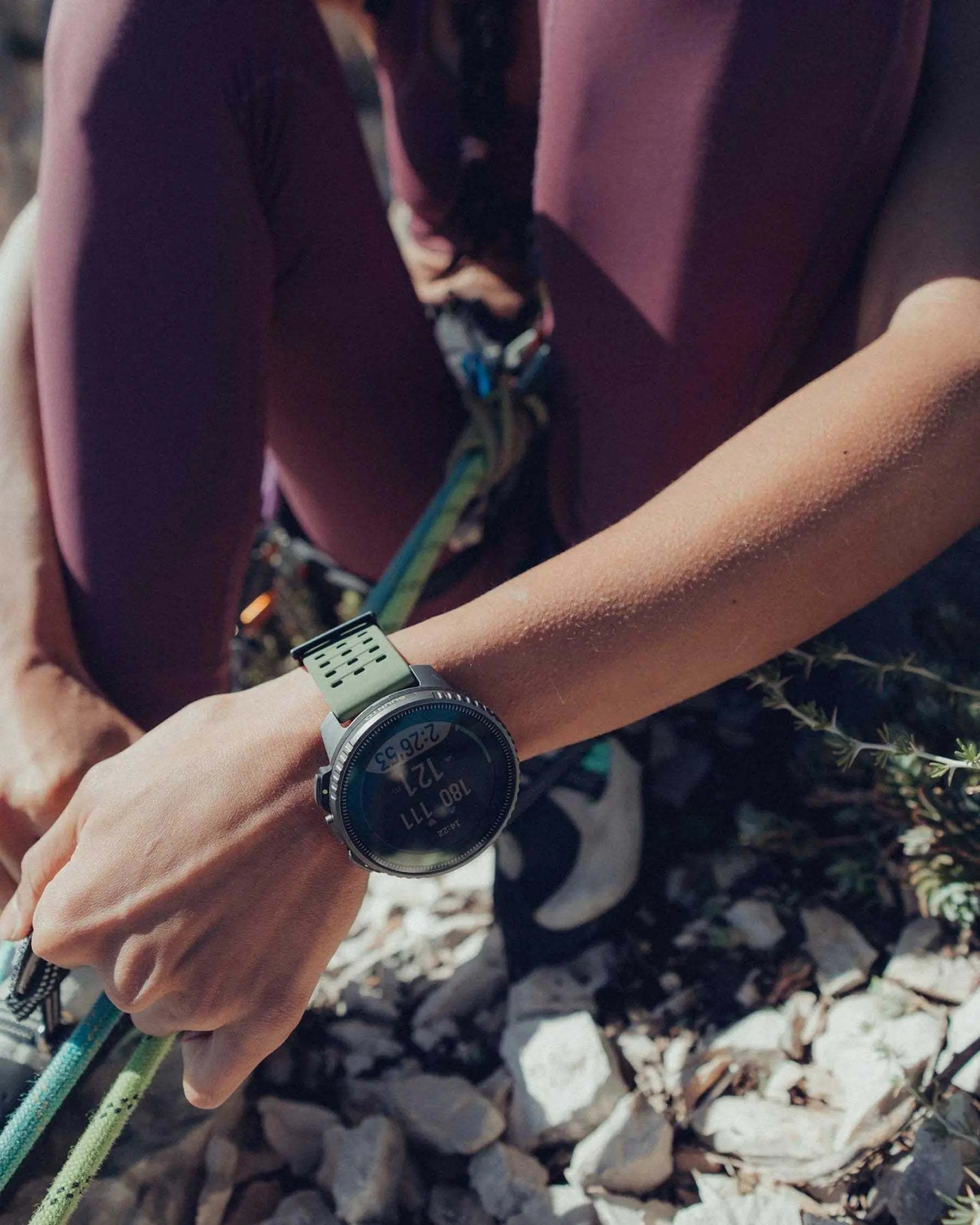 Suunto Vertical Titanium Solar Verde Floresta